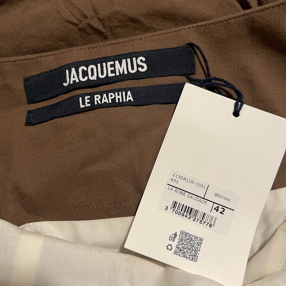 Jacquemus
La Robe Saudade Draped Mini Dress - Picture 5 of 8